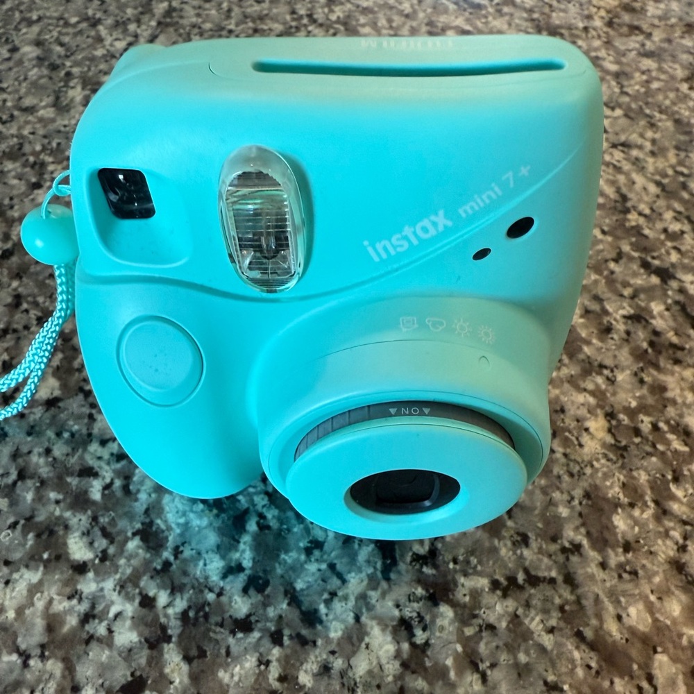 Fujifilm Instax mini 7+